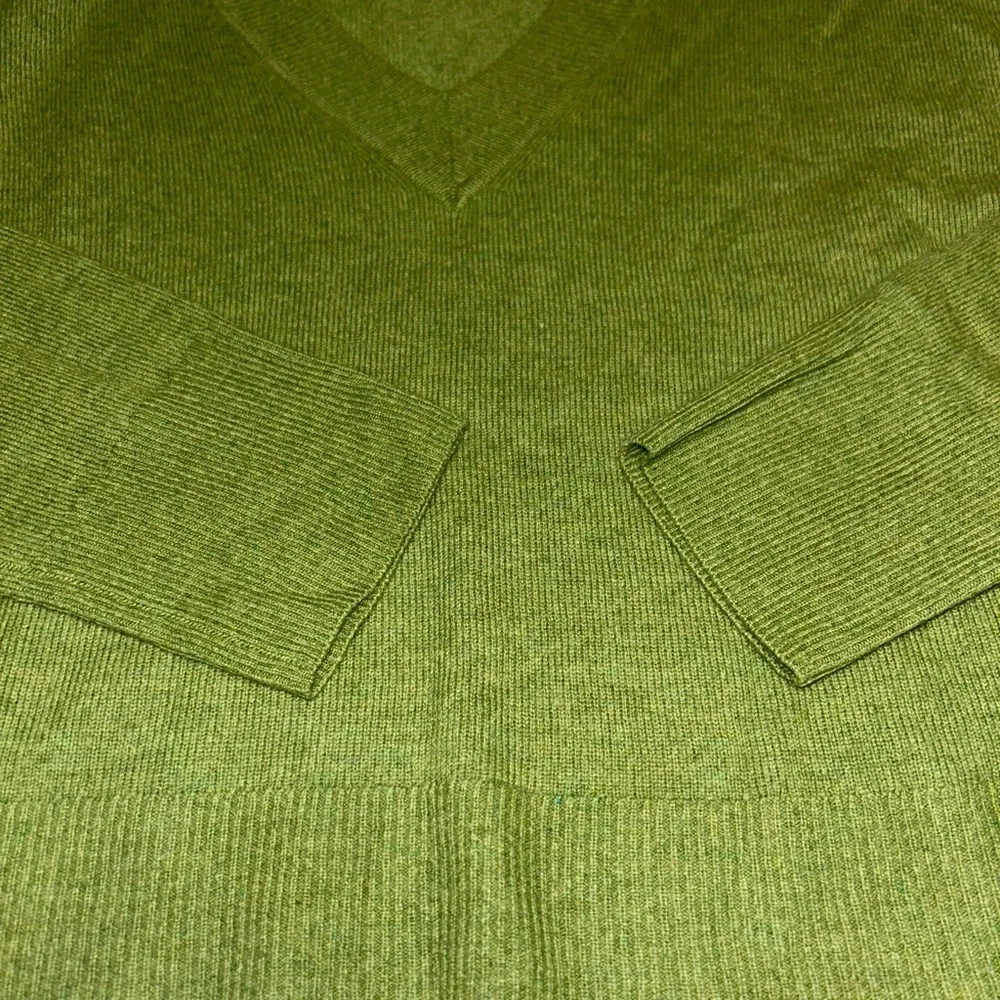 Rachel Zoe NWT 100% 2play cashmere sweater V-neck light green size extra large - Picture 3 of 8